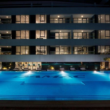 Damac Canal Views Residences Дубай Екстериор снимка